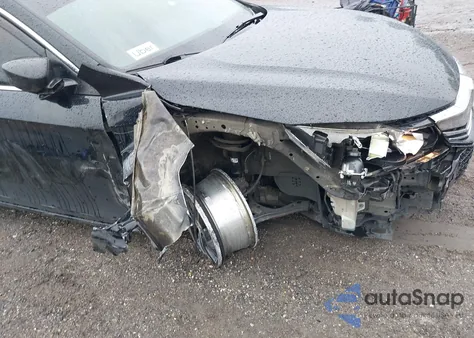 2016 Honda Accord Lx z USA, uszkodzony, nr VIN 1HGCR2F33GA217015
